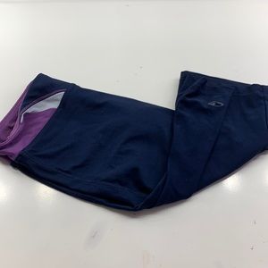 Champion Capri active